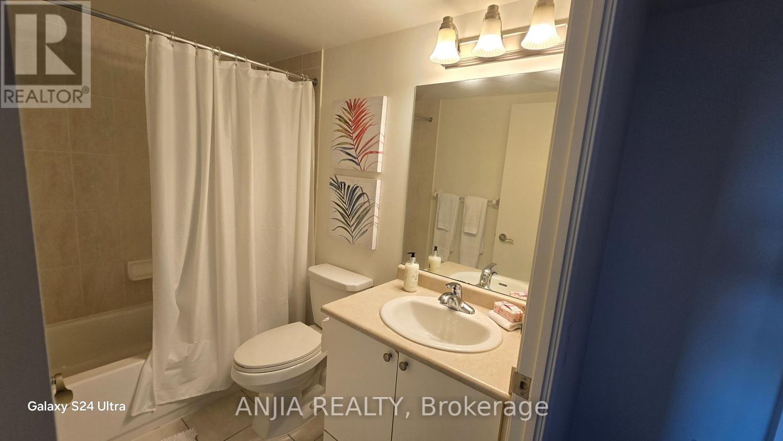 1510 - 61 Heintzman Street, Toronto, Ontario  M6P 5A2 - Photo 11 - W13637894