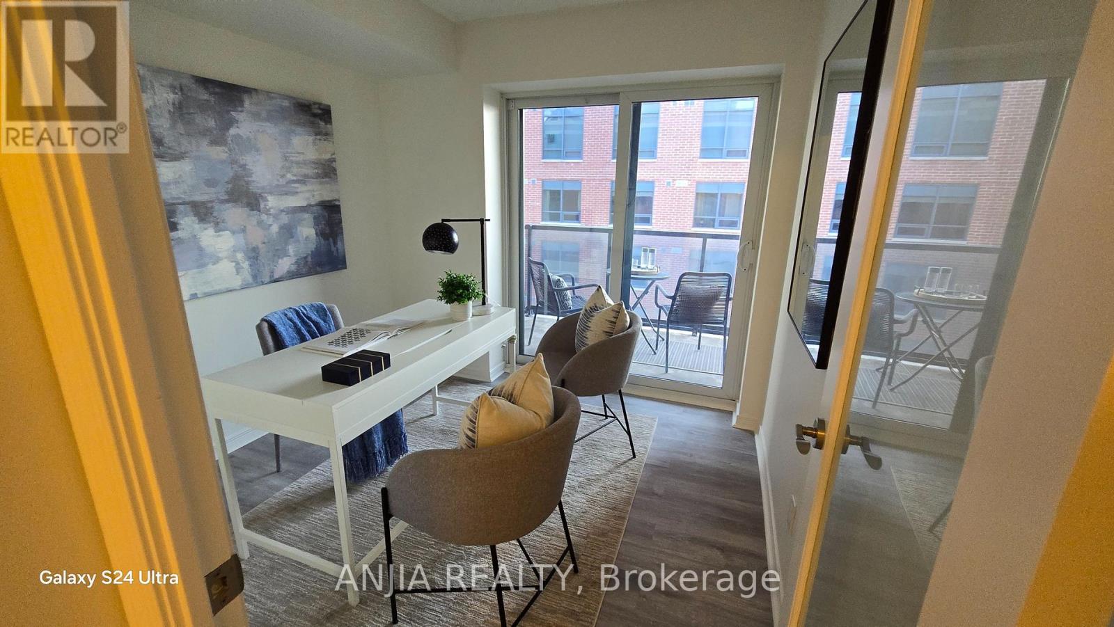 1510 - 61 Heintzman Street, Toronto, Ontario  M6P 5A2 - Photo 13 - W13637894