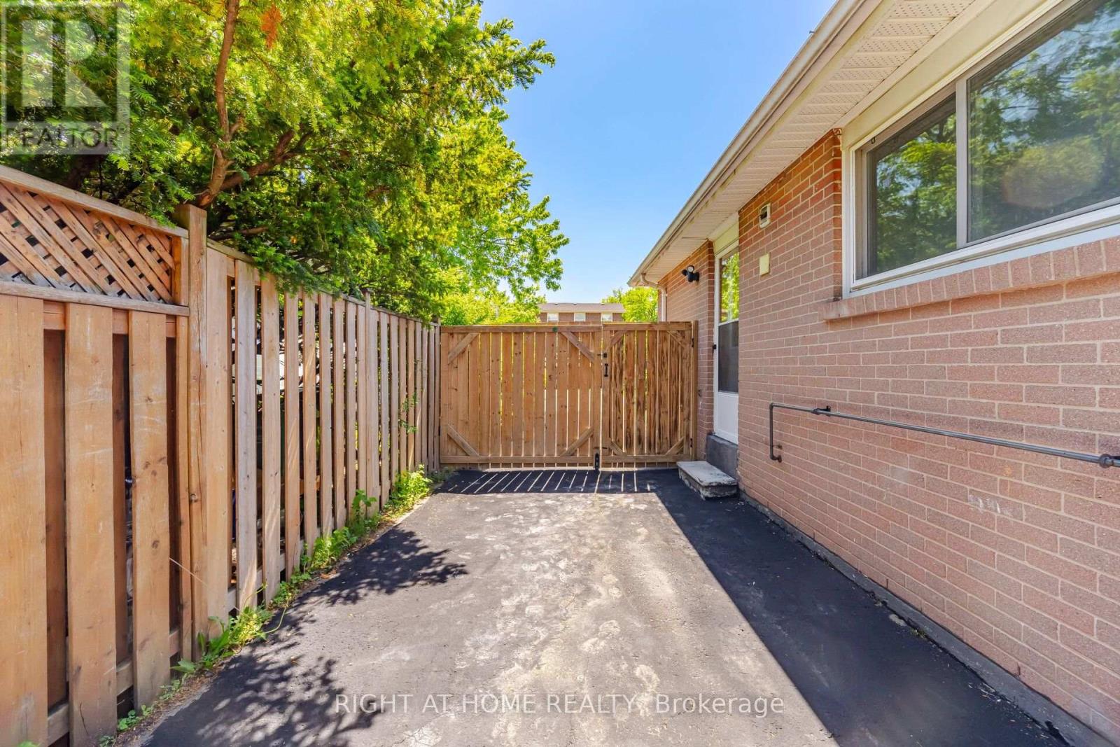 59 Edenborough Drive, Brampton, Ontario  L6T 3A6 - Photo 46 - W13637944