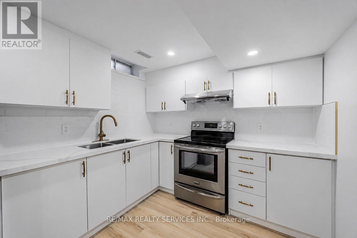 Bsmt - 42 Northampton Street, Brampton, Ontario  L6S 3Y7 - Photo 14 - W13637948