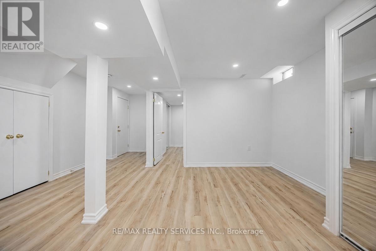Bsmt - 42 Northampton Street, Brampton, Ontario  L6S 3Y7 - Photo 3 - W13637948