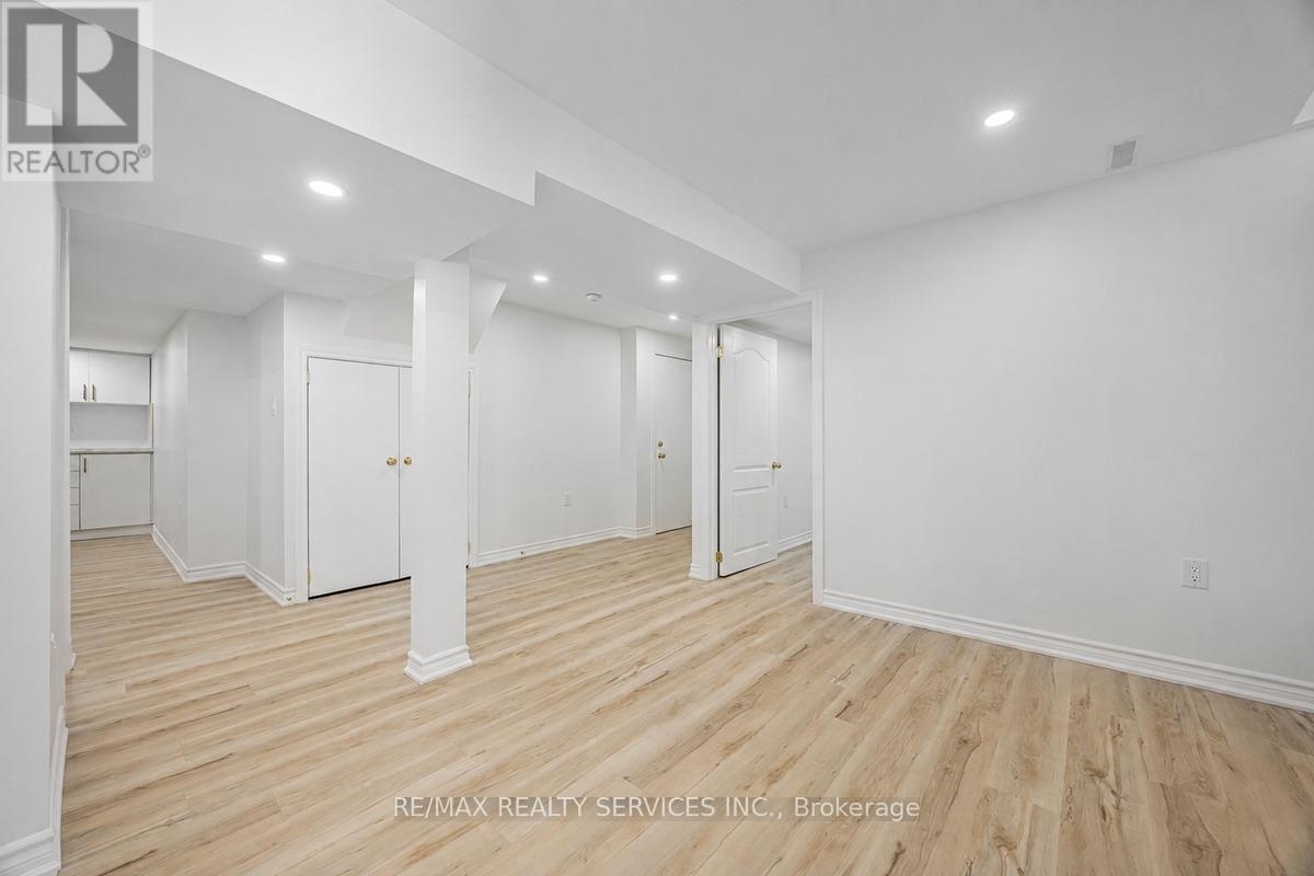 Bsmt - 42 Northampton Street, Brampton, Ontario  L6S 3Y7 - Photo 4 - W13637948