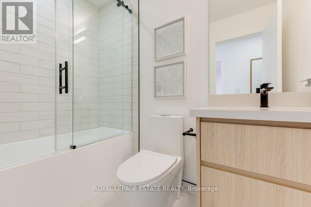 4 Lunness Road, Toronto, Ontario  M8W 4M3 - Photo 30 - W13637964