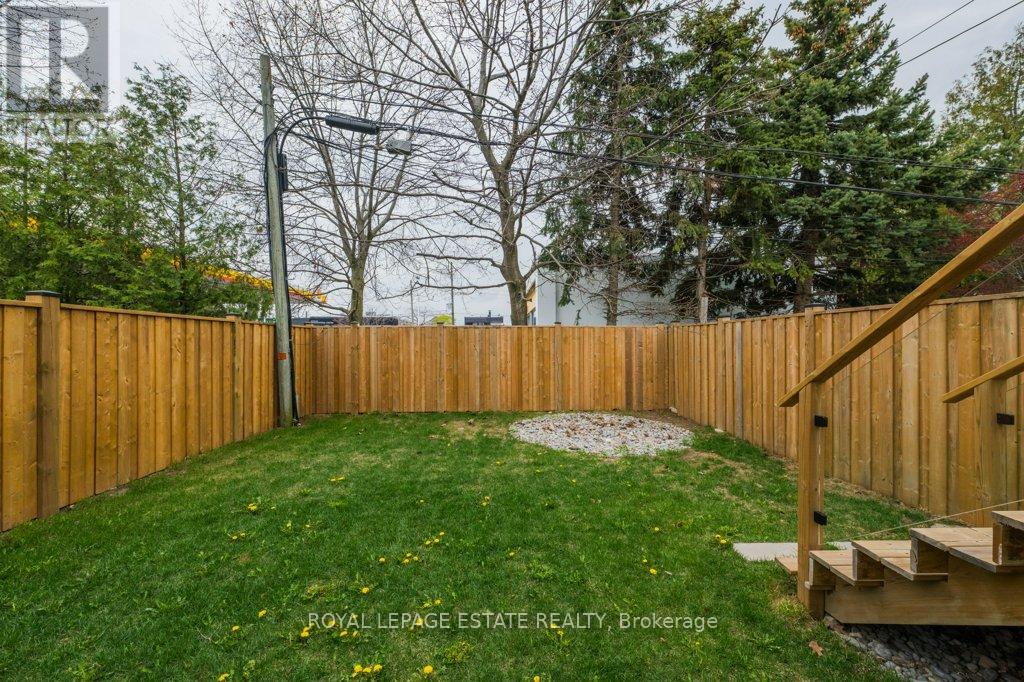 4 Lunness Road, Toronto, Ontario  M8W 4M3 - Photo 46 - W13637964