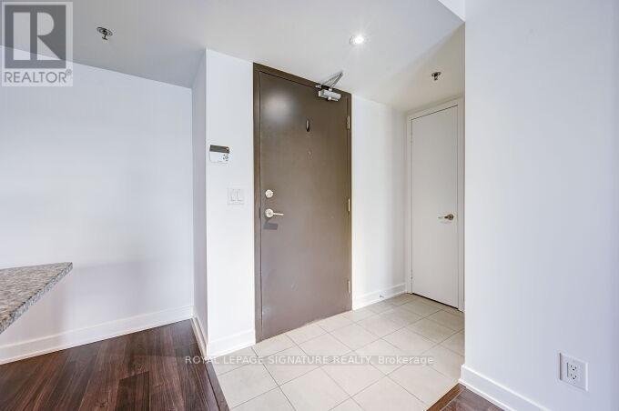 201 - 11 Superior Avenue, Toronto, Ontario  M8V 0A7 - Photo 8 - W13638002