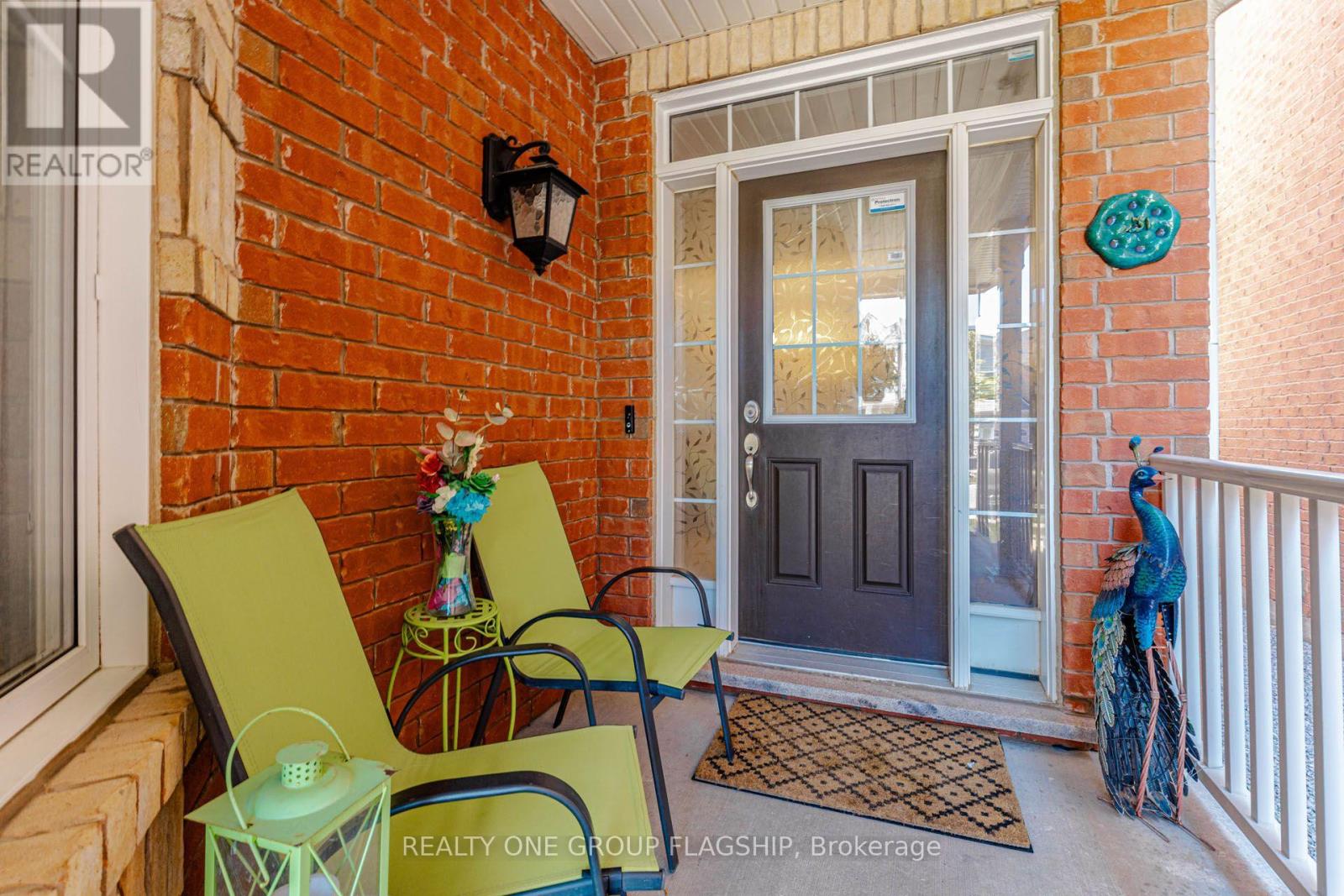 715 Casarin Crescent, Milton, Ontario L9T 2W3 - Photo 4 - W13638006