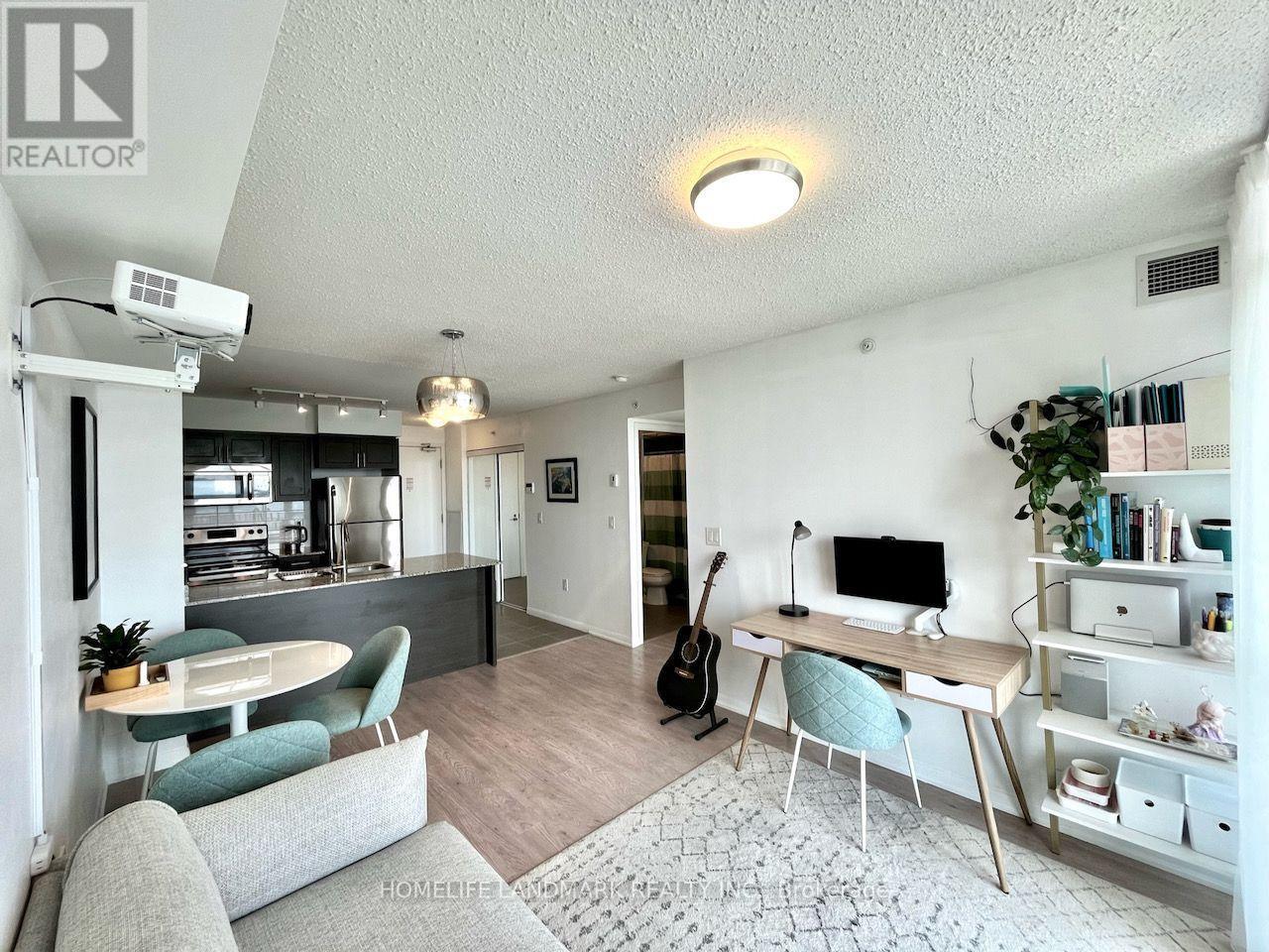 915 - 800 Lawrence Avenue W, Toronto, Ontario  M6A 0B1 - Photo 5 - W13638038