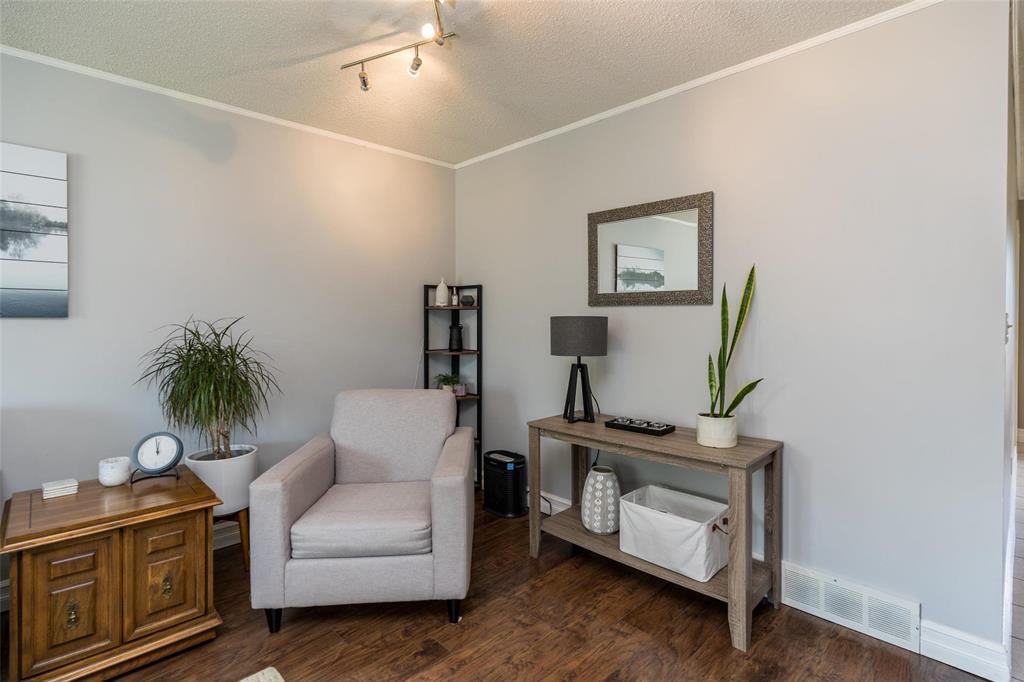 109 Harlesden Drive, Winnipeg, Manitoba  R2N 3V2 - Photo 6 - 202619469