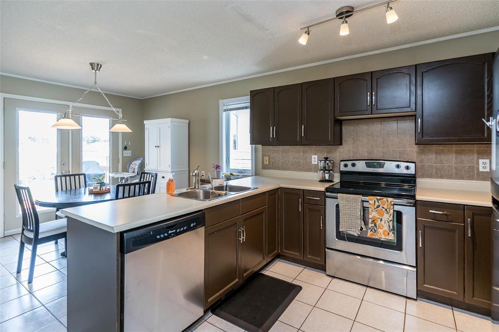 109 Harlesden Drive, Winnipeg, Manitoba  R2N 3V2 - Photo 9 - 202619469