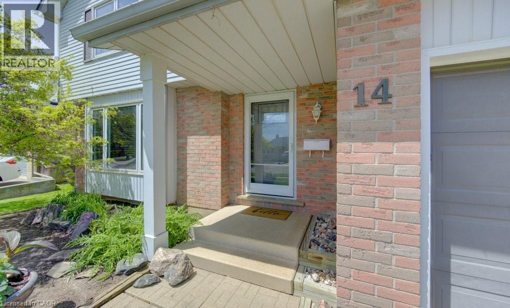 14 Rose Garden Street, Kitchener, Ontario  N2B 3T1 - Photo 2 - 40842067