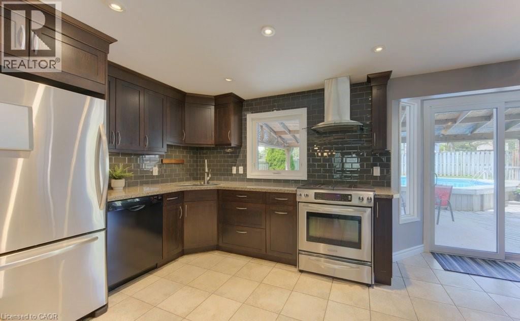 14 Rose Garden Street, Kitchener, Ontario  N2B 3T1 - Photo 15 - 40842067