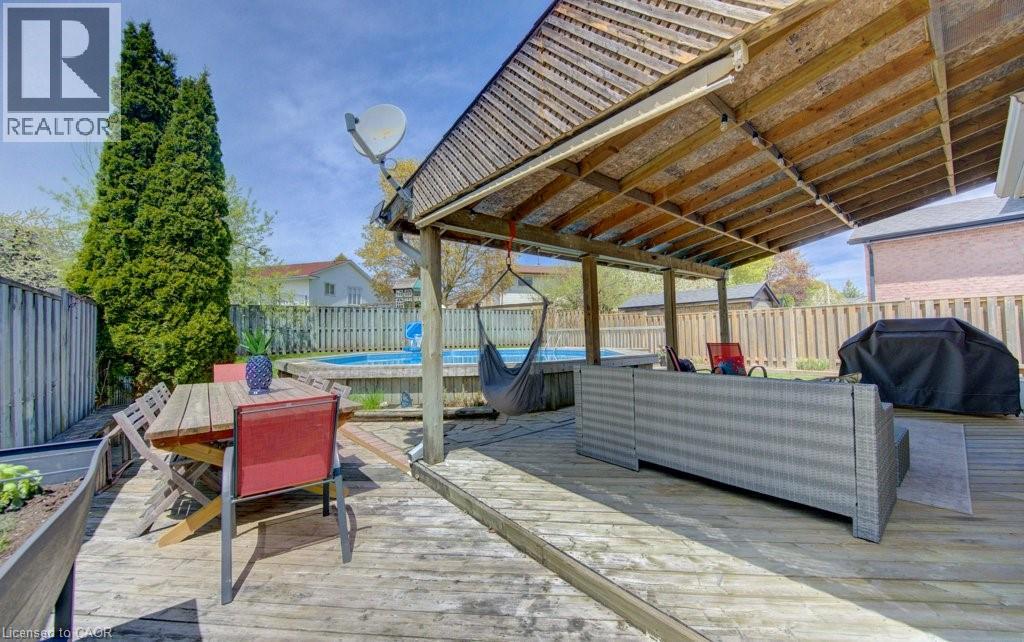 14 Rose Garden Street, Kitchener, Ontario  N2B 3T1 - Photo 38 - 40842067