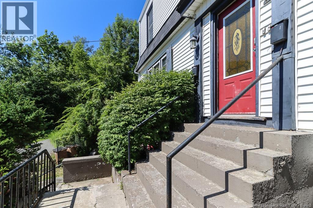 2 Glenburn Court, Saint John, New Brunswick  E2K 3Y9 - Photo 2 - NB145322