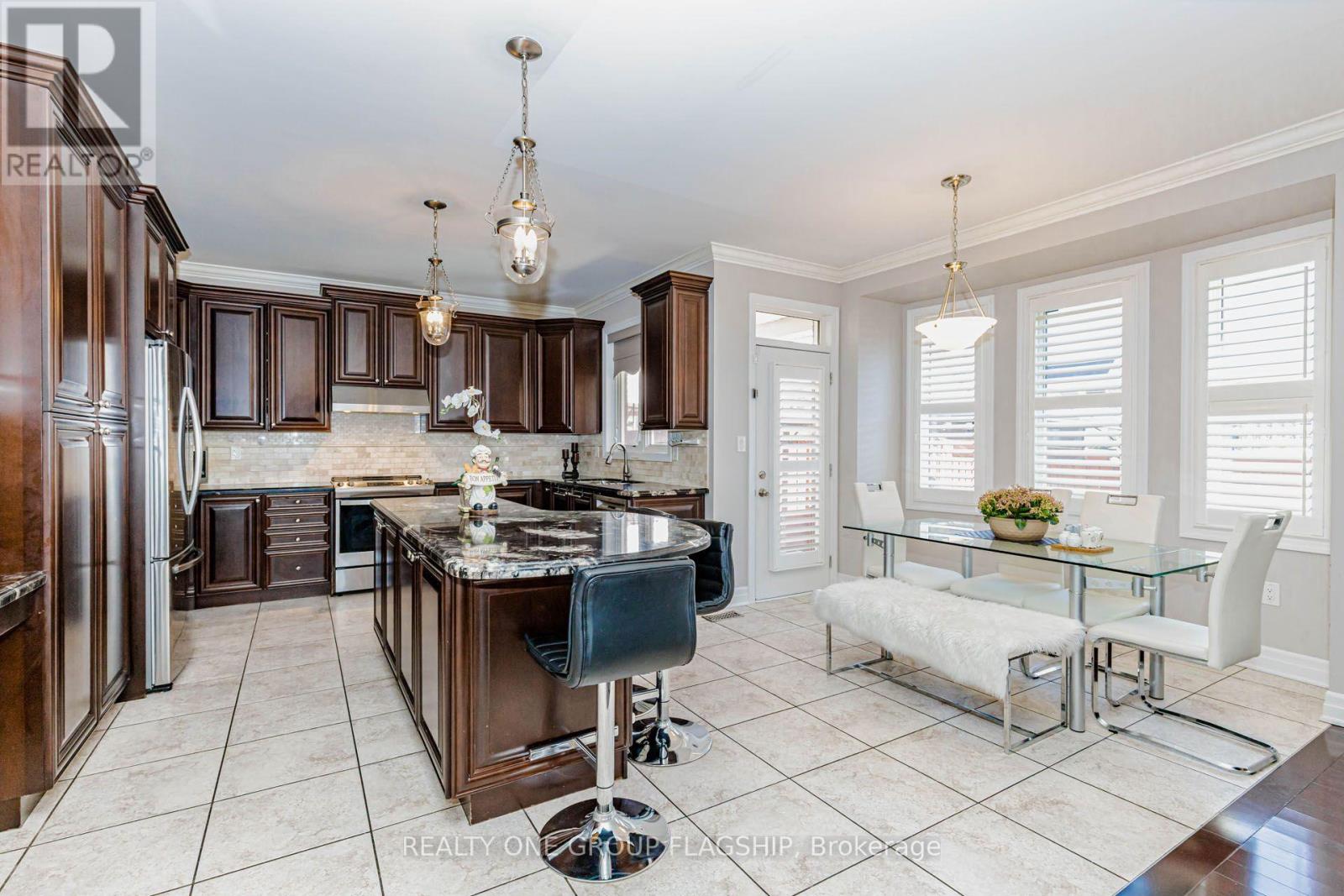 715 Casarin Crescent, Milton, Ontario L9T 2W3 - Photo 13 - W13638006