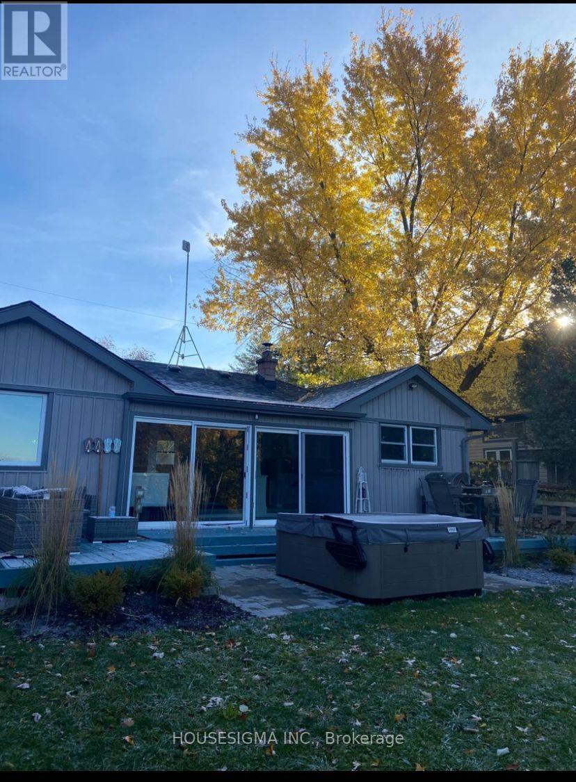 21063 Riverview Drive, Thames Centre, Ontario  N0M 2P0 - Photo 2 - X13638098