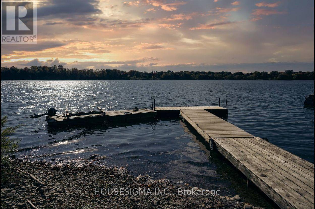 21063 Riverview Drive, Thames Centre, Ontario  N0M 2P0 - Photo 3 - X13638098