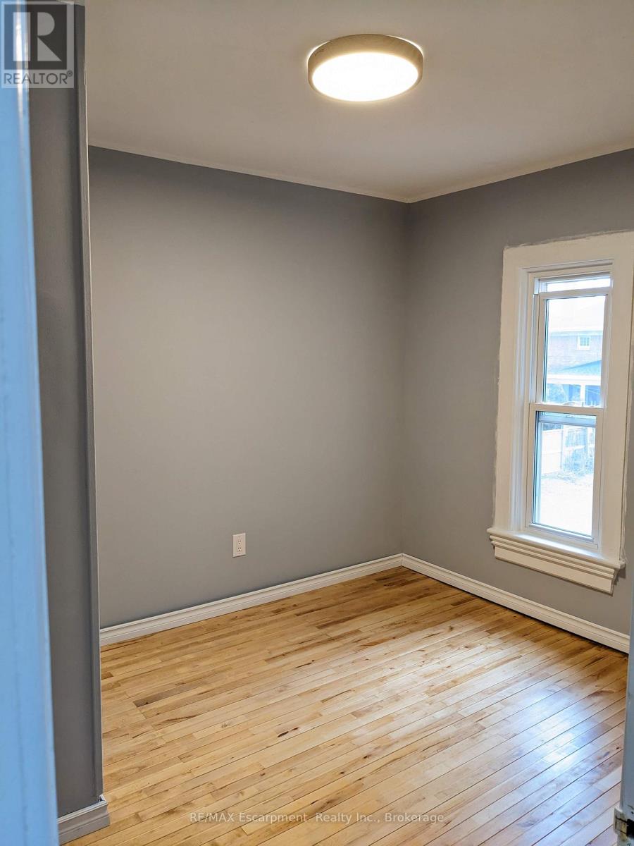 2 - 158 James Street, St. Catharines, Ontario  L2R 5C5 - Photo 5 - X13638082