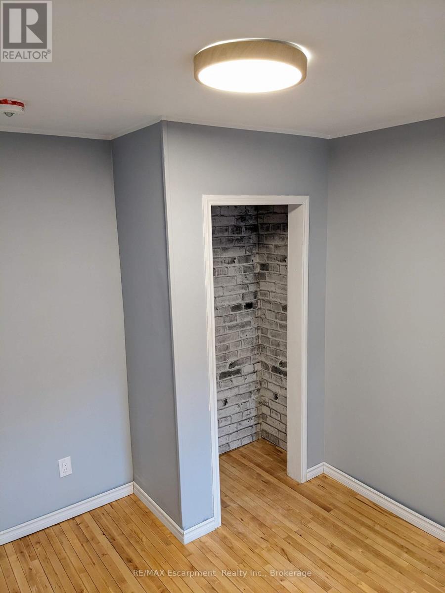 2 - 158 James Street, St. Catharines, Ontario  L2R 5C5 - Photo 6 - X13638082