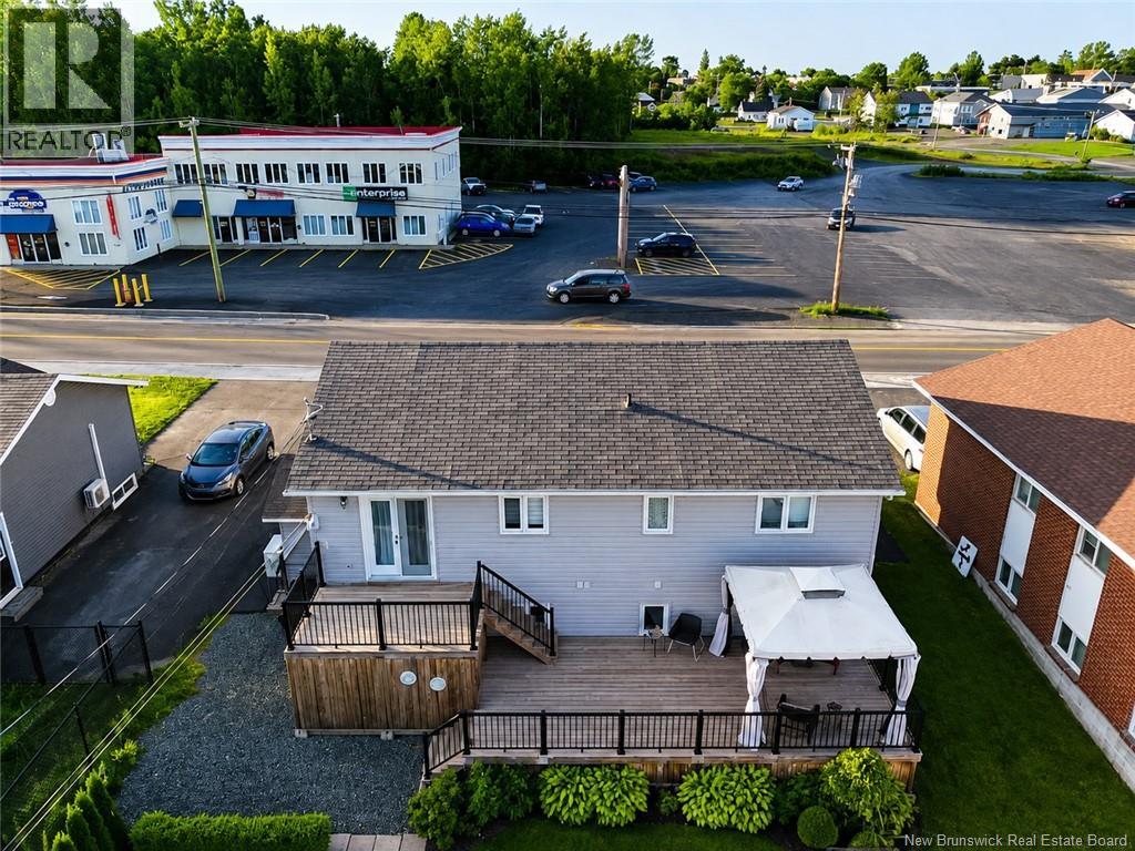 527 St Anne Road, Bathurst, New Brunswick  E2A 2N5 - Photo 9 - NB145329