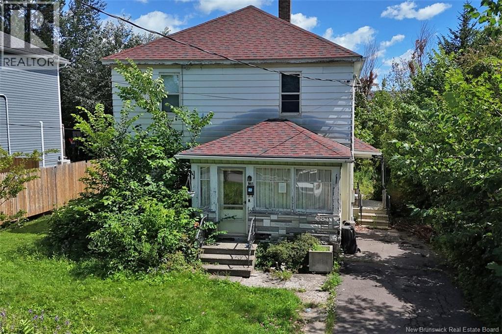 865 Barker Street, Fredericton, New Brunswick  E3A 3K4 - Photo 1 - NB145315