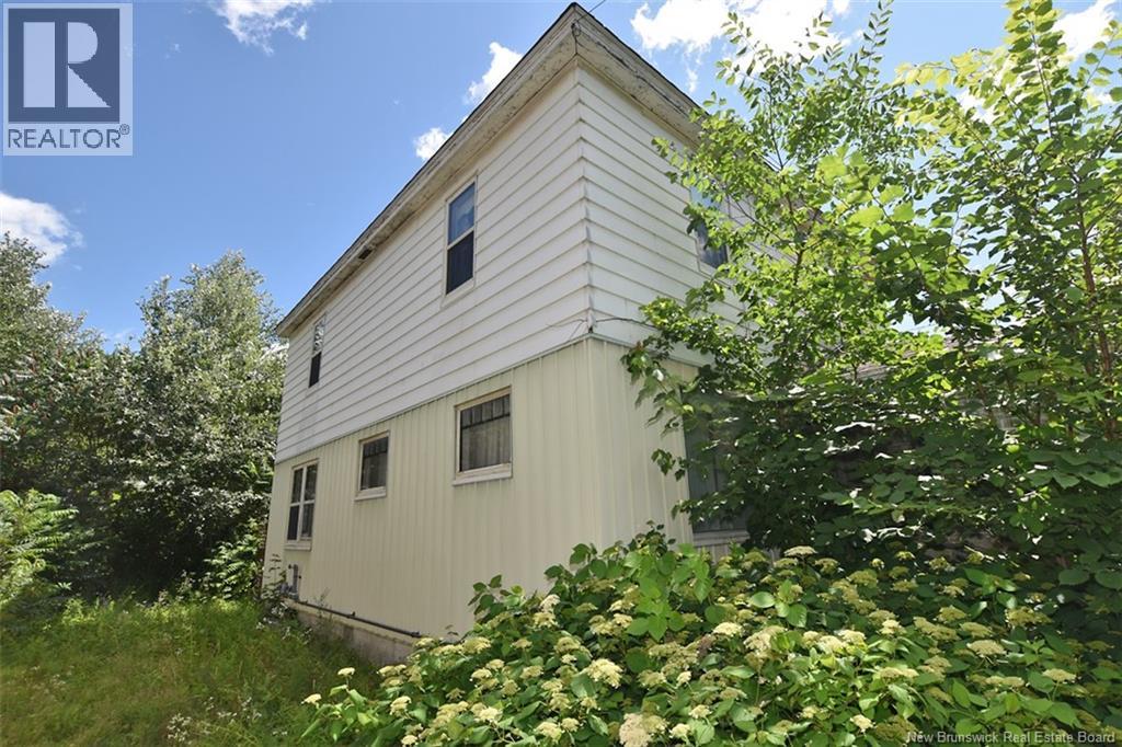 865 Barker Street, Fredericton, New Brunswick  E3A 3K4 - Photo 4 - NB145315