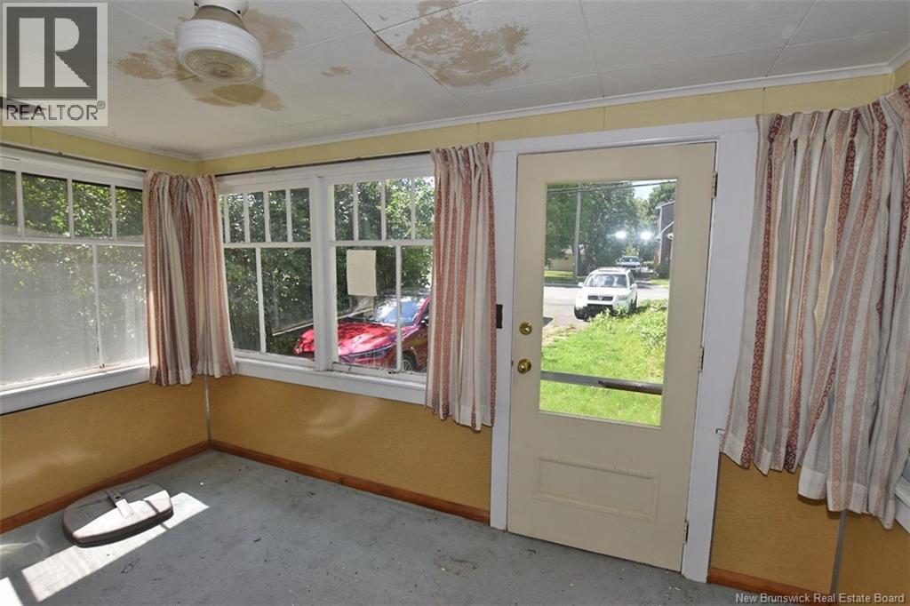 865 Barker Street, Fredericton, New Brunswick  E3A 3K4 - Photo 8 - NB145315