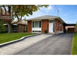MAIN FL - 4 TROPHY DRIVE, Toronto, Ontario