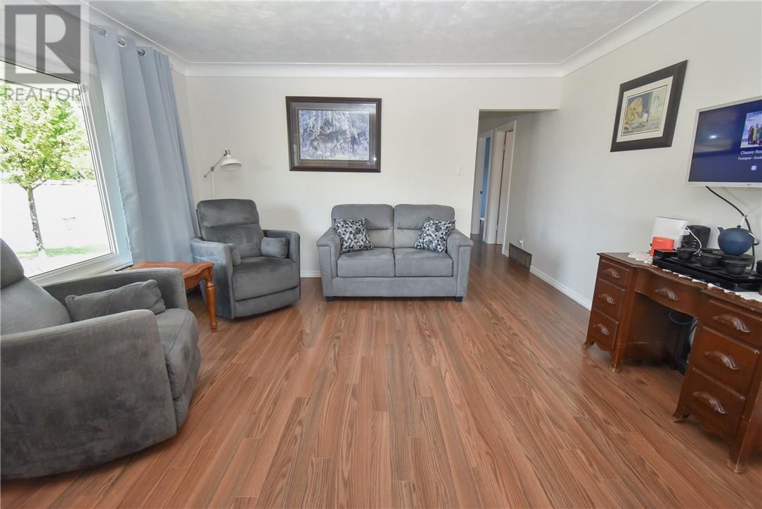 108 Dennie Street, Capreol, Ontario  P0M 1H0 - Photo 16 - 2129593