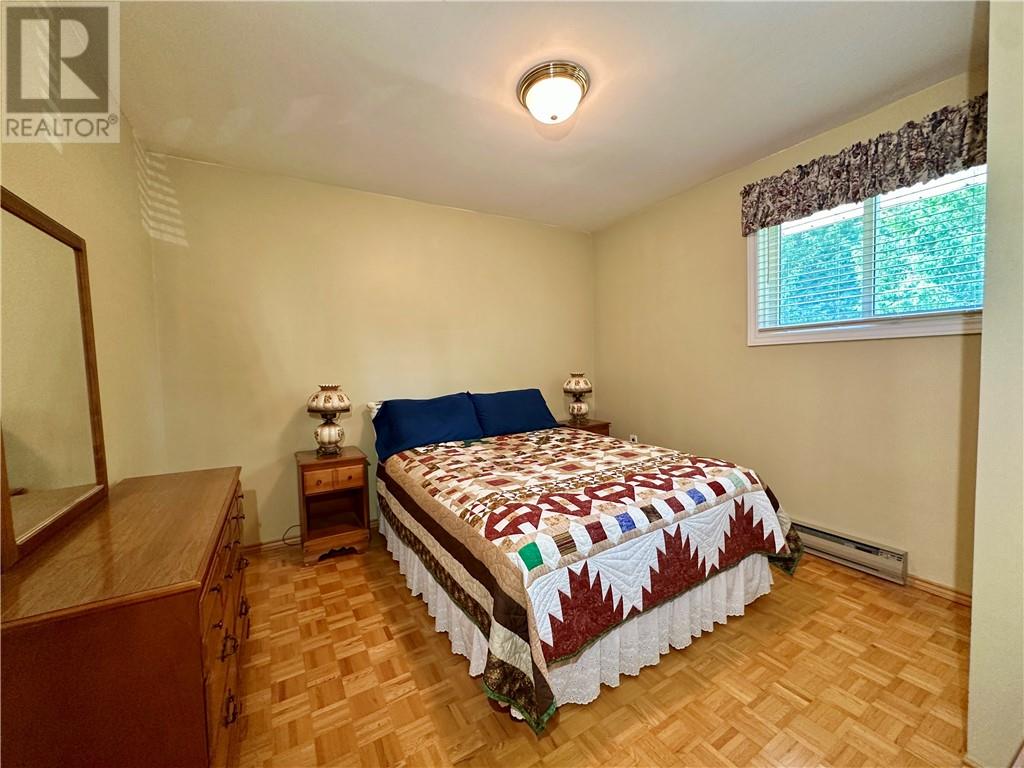205 Limberlost Lane, Mindemoya, Ontario  P0P 1S0 - Photo 11 - 2129566