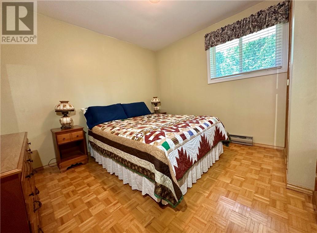 205 Limberlost Lane, Mindemoya, Ontario  P0P 1S0 - Photo 12 - 2129566