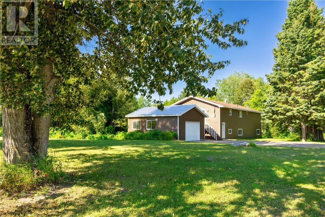 5055 Dupuis Drive, Hanmer, Ontario  P3P 0B3 - Photo 2 - 2129457