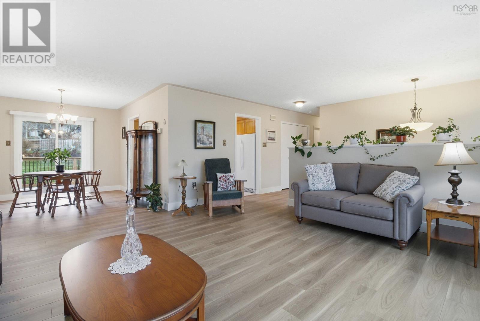 55 Oakmount Drive, Bedford, Nova Scotia  B4A 2W1 - Photo 8 - 202606255