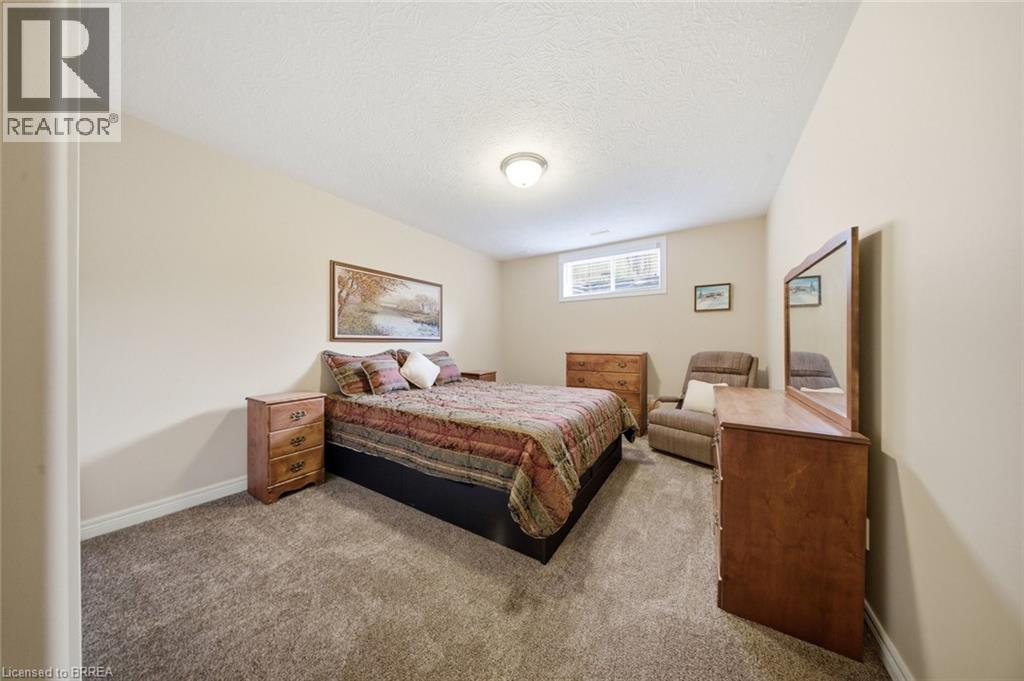 74 Franklin Street, Brantford, Ontario  N3R 1T4 - Photo 32 - 40824306