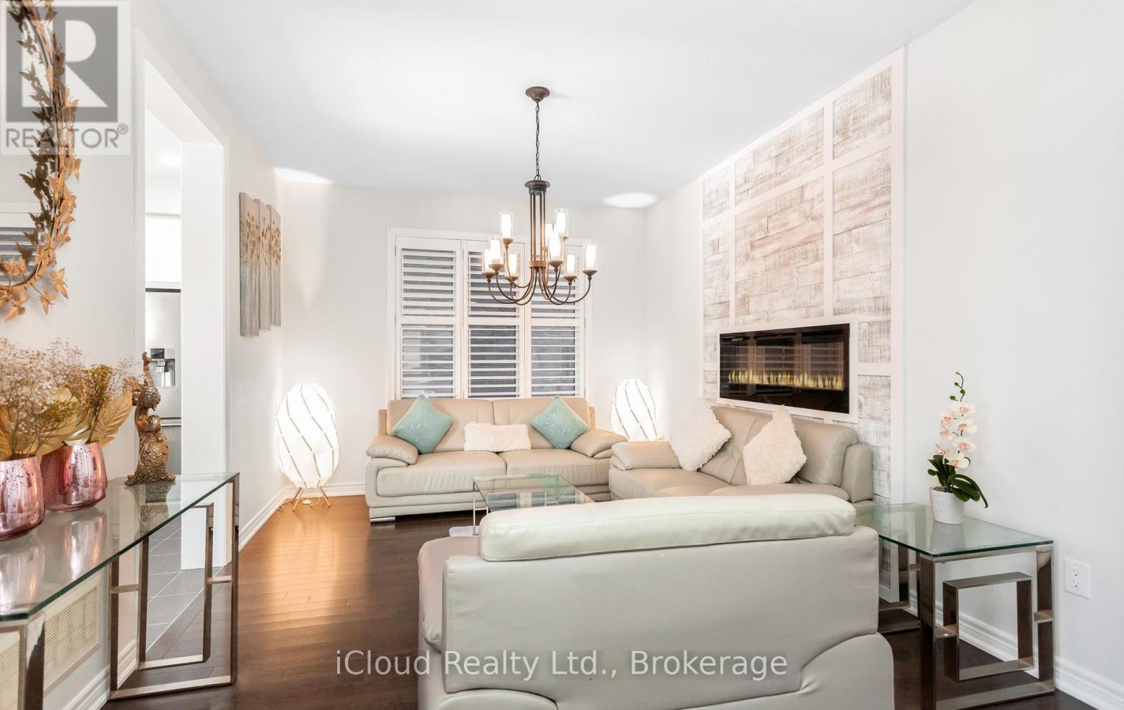 65 Stowmarket Street N, Caledon, Ontario  L7C 4B1 - Photo 10 - W13638090