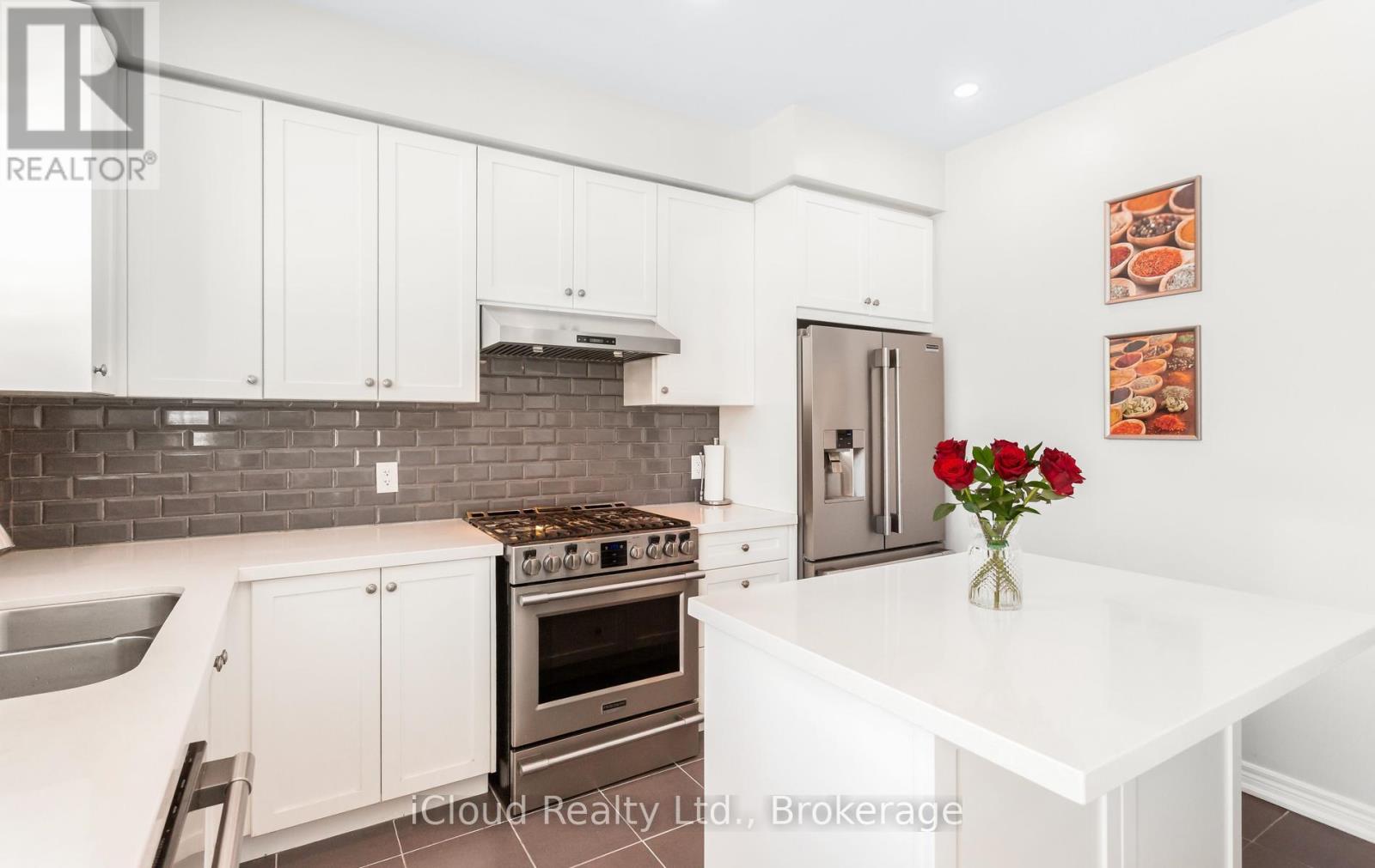 65 Stowmarket Street N, Caledon, Ontario  L7C 4B1 - Photo 16 - W13638090