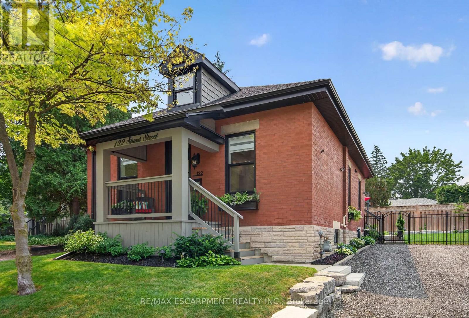 122 Stuart Street, Guelph, Ontario  N1E 4S8 - Photo 2 - X13587434