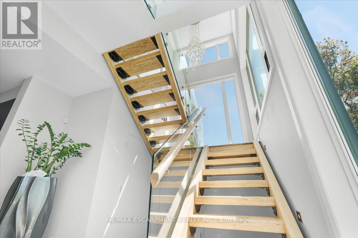 1309 Beaufort Drive, Burlington, Ontario  L7P 4V9 - Photo 20 - W13161384