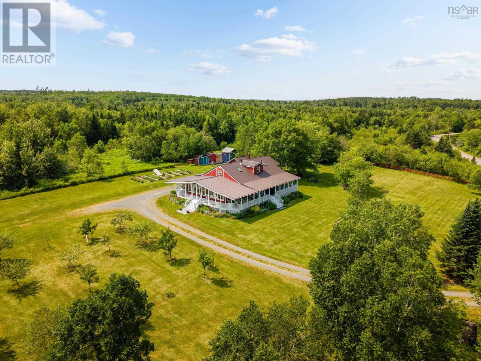 507 Pinevale Road, Pinevale, Nova Scotia  B2G 2L3 - Photo 2 - 202617225