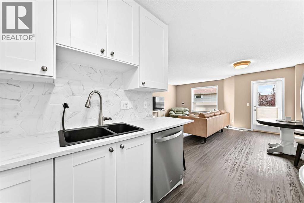 108 Douglas Glen Park SE, Calgary, Alberta  T2Z 3Z3 - Photo 13 - A2333012