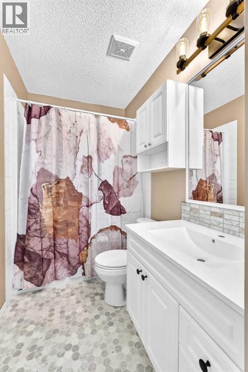 108 Douglas Glen Park SE, Calgary, Alberta  T2Z 3Z3 - Photo 22 - A2333012