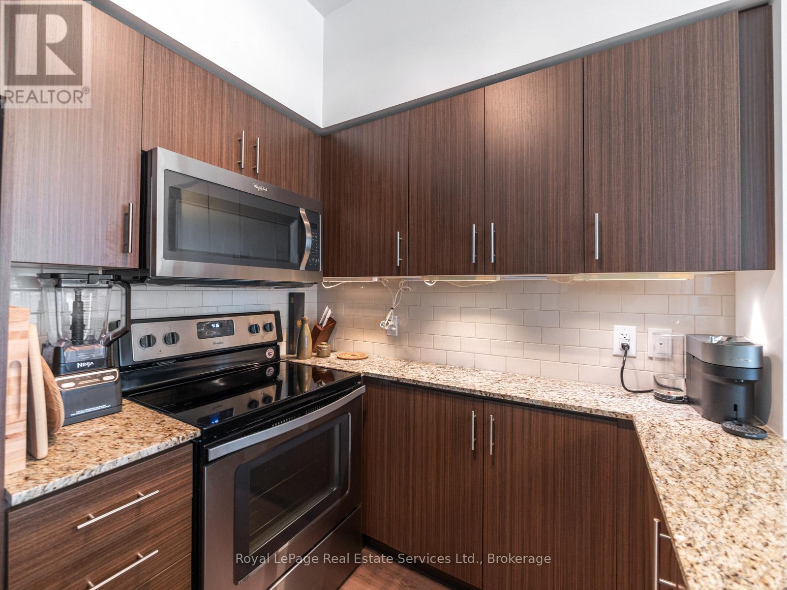 709 - 111 Worsley Street, Barrie, Ontario  L4M 0J5 - Photo 5 - S12833758