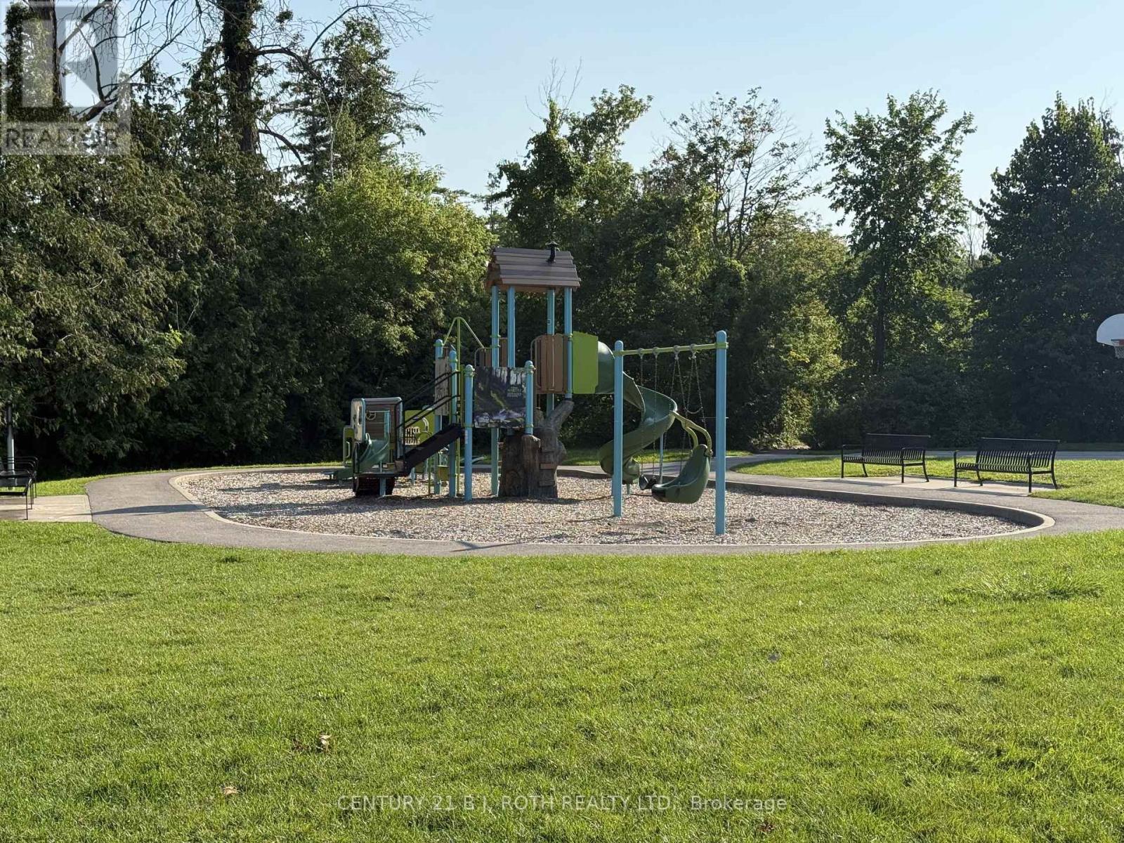 678 Pinegrove Avenue, Innisfil, Ontario  L9S 2K4 - Photo 28 - N13593092