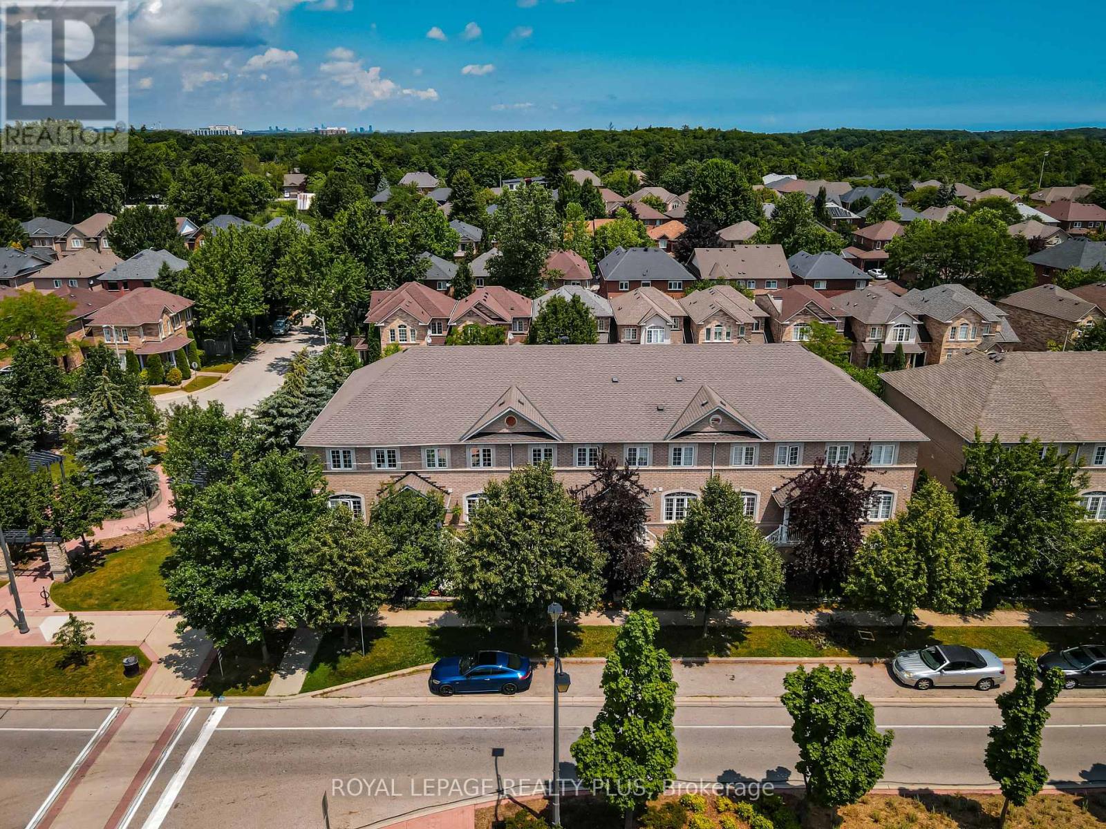 2333 SUTTON DRIVE, Burlington, Ontario