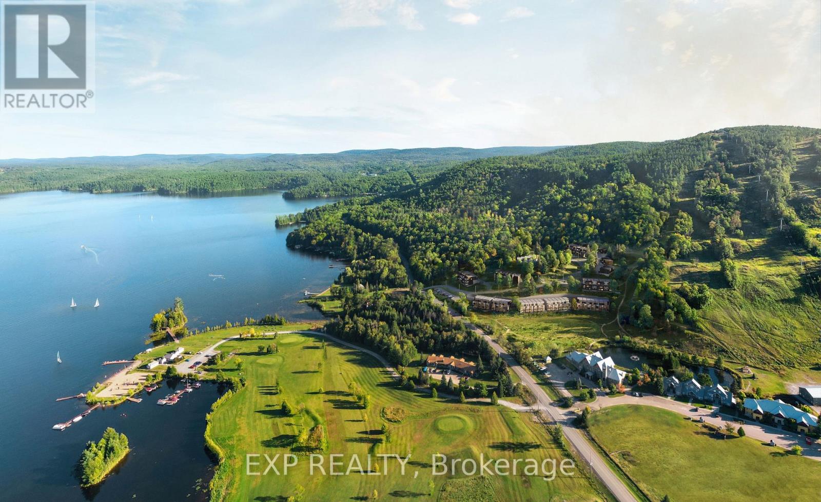 UNIT 7 MARY JOANNE DRIVE, Greater Madawaska, Ontario