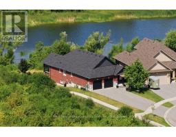 25 BARRON BOULEVARD, Kawartha Lakes, Ontario