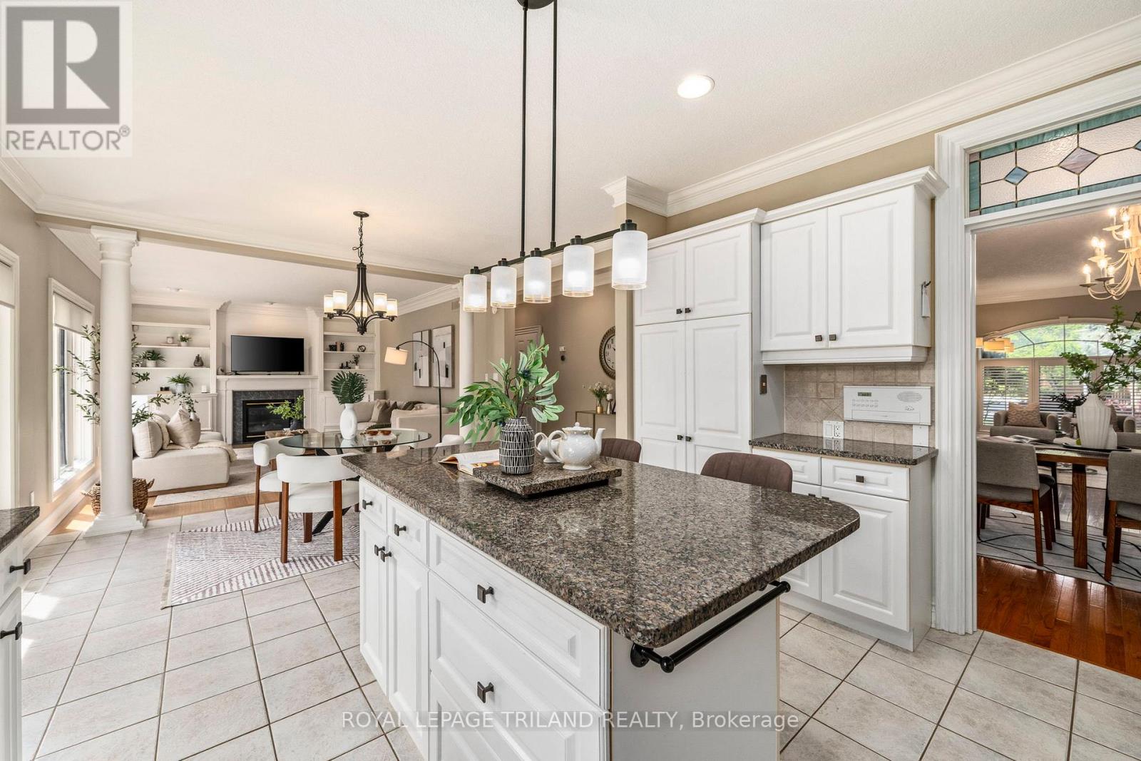 56 Glenridge Crescent, London North (North A), Ontario  N6G 4W6 - Photo 12 - X13638136