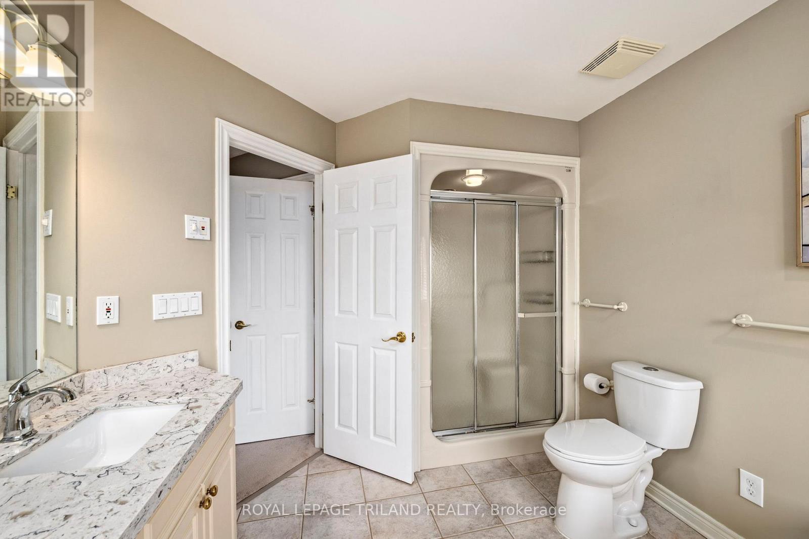 56 Glenridge Crescent, London North (North A), Ontario  N6G 4W6 - Photo 24 - X13638136