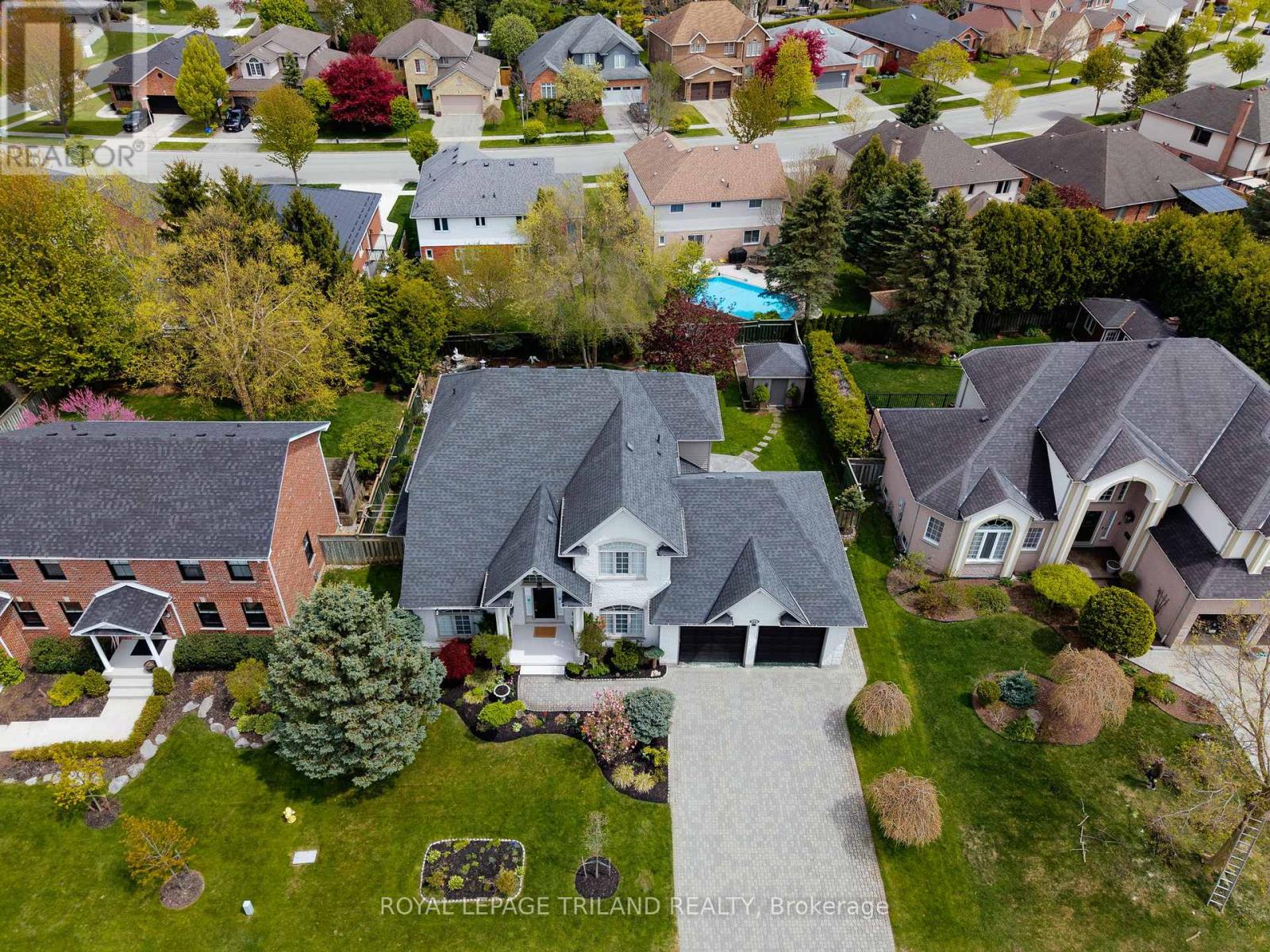 56 Glenridge Crescent, London North (North A), Ontario  N6G 4W6 - Photo 3 - X13638136