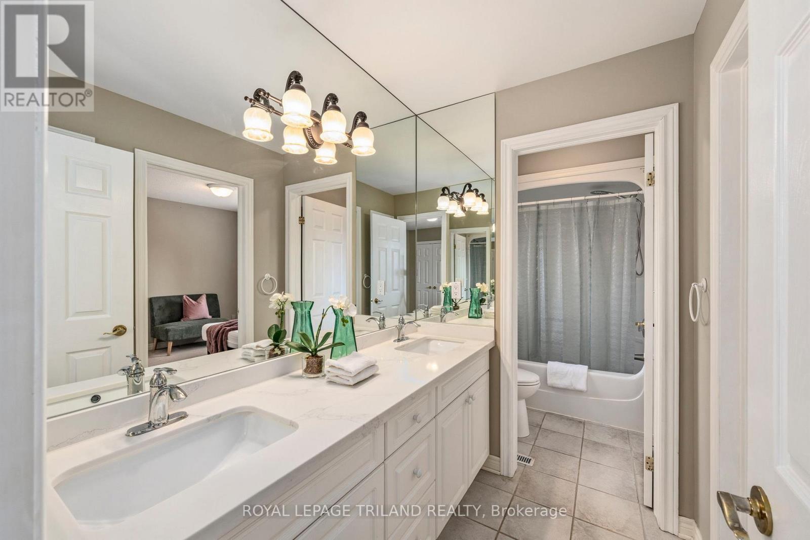 56 Glenridge Crescent, London North (North A), Ontario  N6G 4W6 - Photo 30 - X13638136