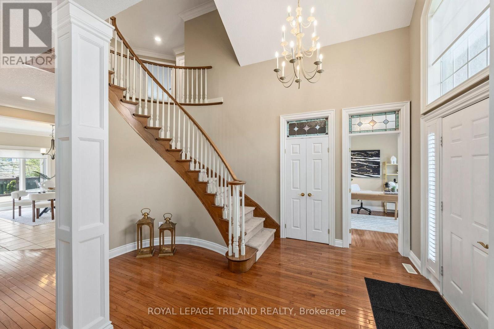 56 Glenridge Crescent, London North (North A), Ontario  N6G 4W6 - Photo 4 - X13638136